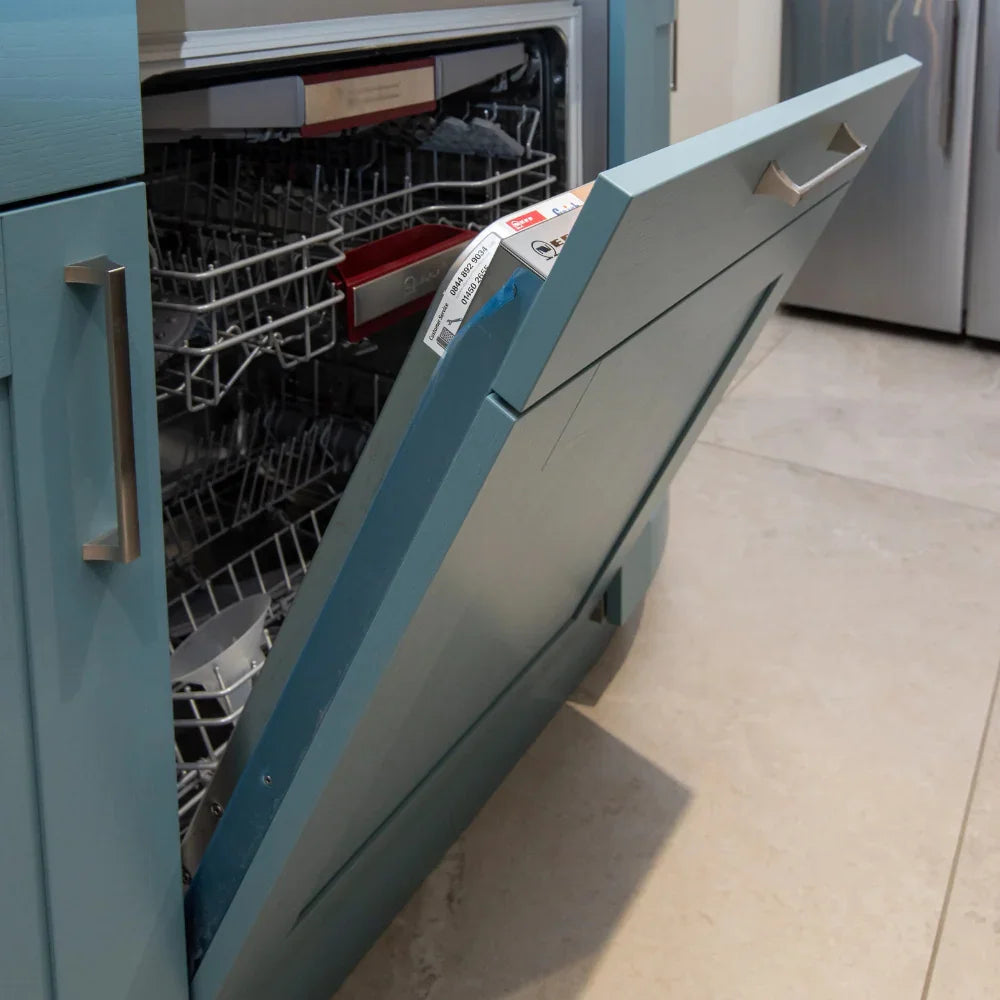 Schuller C Ex-Display Shaker Kitchen