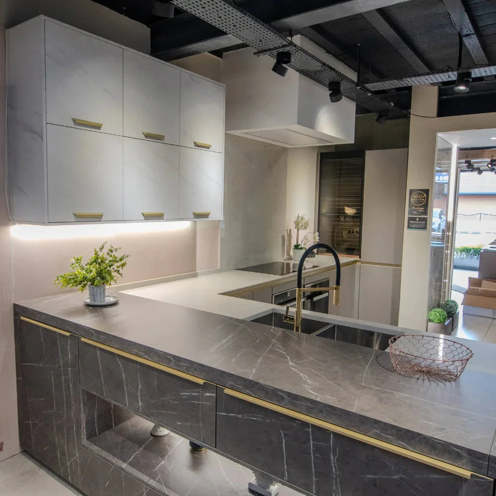 Schuller C Targa Ex-Display Kitchen