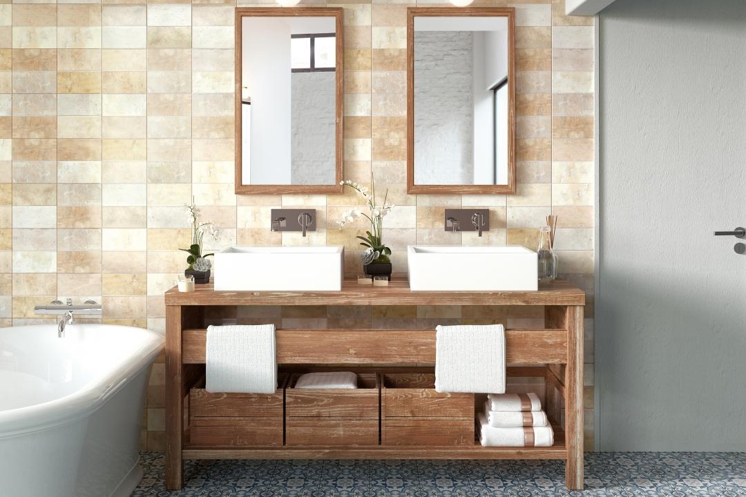 Symmetrical neutral double sinks in modern bathroom